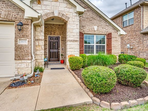 3rd image of 3405 Canyon Lake Dr