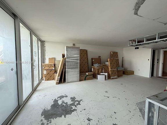 4th image of 1800 Sunset Harbour Dr Suite 1808
