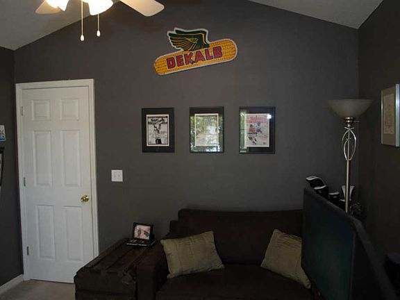 3rd image of 6503 Shahab Ln