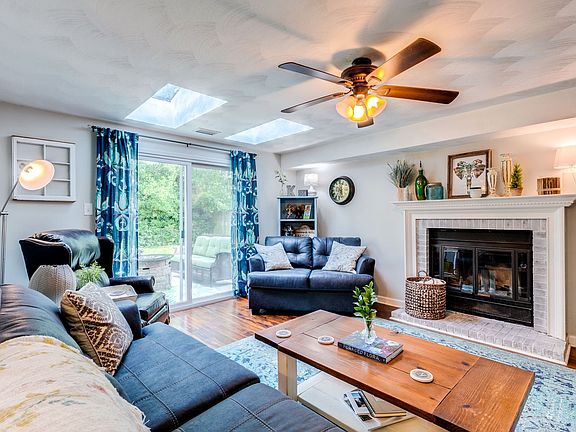 5th image of 1100 Gauguin Dr