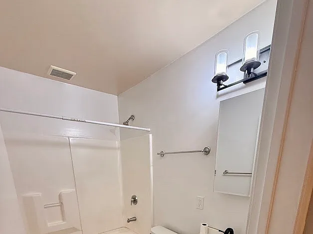 5252 Pine Tree Ln #1 — Photo 1