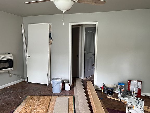 2nd image of 307 E Ada Ave