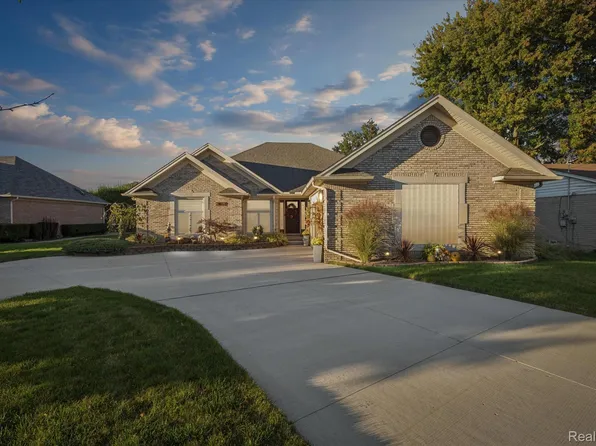 31657 N River Rd, Harrison Township, MI 48045