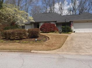 3060 Chattahoochee Trce, Gainesville, GA 30506