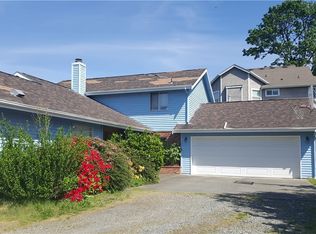 18718 82nd Ave NE, Kenmore, WA 98028