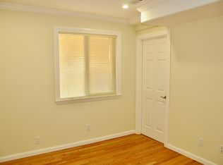 1619 18th Ave #B, San Francisco, CA 94122