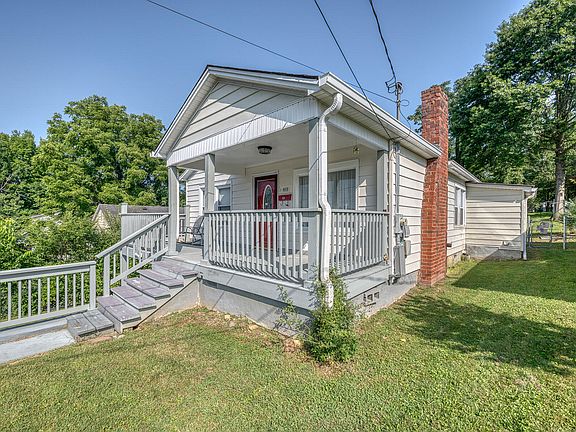 5th image of 1113 Arlington Ave
