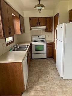 2nd image of 141 Northpark Dr #A