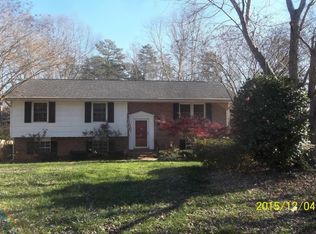 507 King Arthur Dr, Gastonia, NC 28056