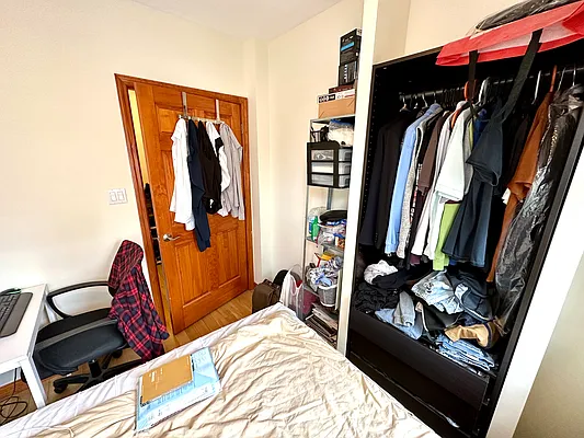 Rented by OvCo Realty | media 38