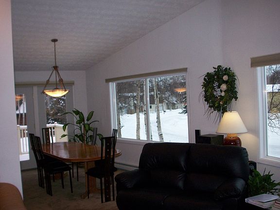Dining Rm w/7' table