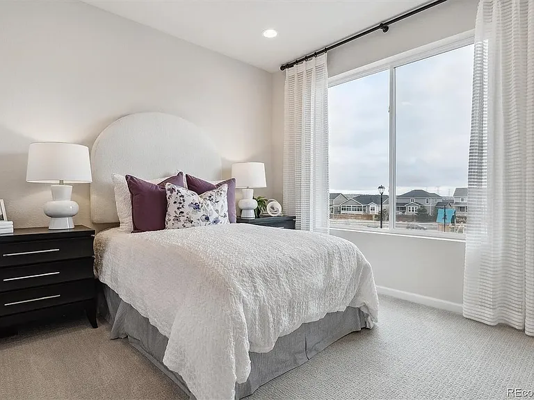 4588 S Versailles Ct #A — Photo 11