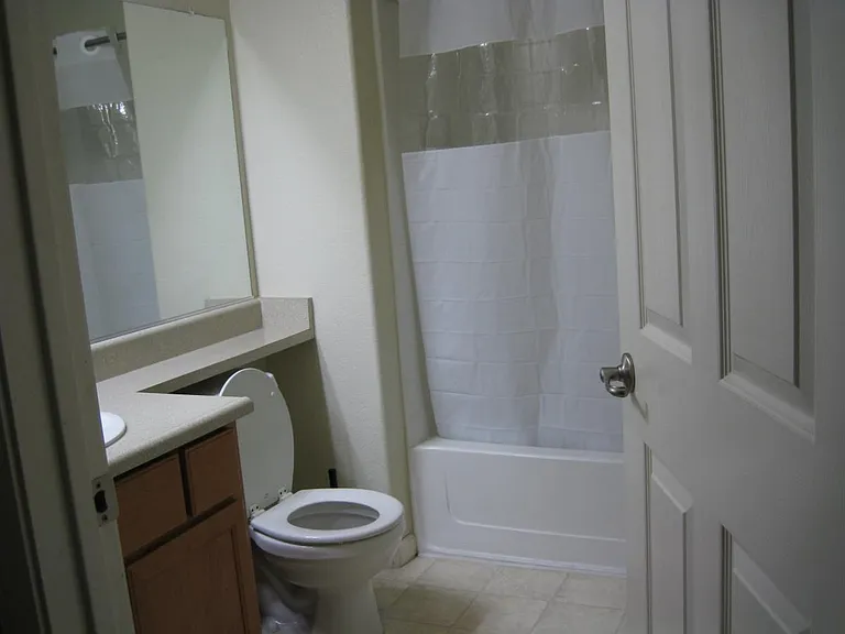5201 Laguna Oaks Dr #176 — Photo 6
