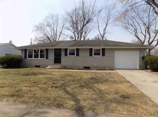 2417 Chippewa Dr, Elkhart, IN 46517