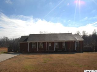 1026 Ready Section Rd, Hazel Green, AL 35750