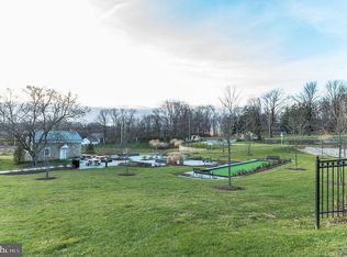 266 Milton Dr, Malvern, PA 19355
