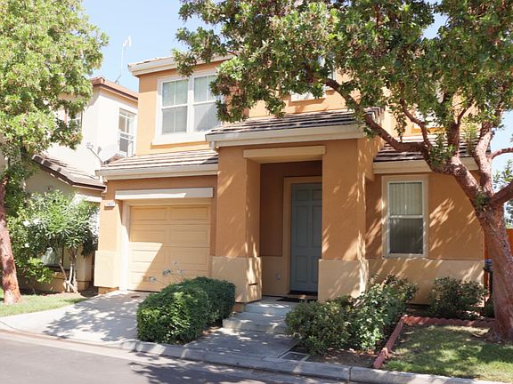 3rd image of 2937 Vineyard Park Dr