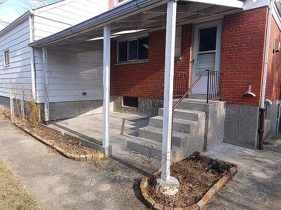 2nd image of 1009 Hollytree Dr