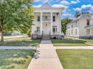 221 E 11th Ave, Winfield, KS 67156