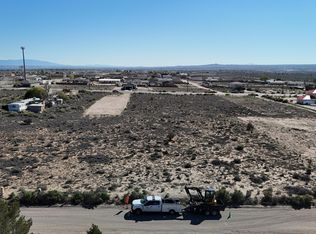 104 10th Ave NE, Rio Rancho, NM 87144