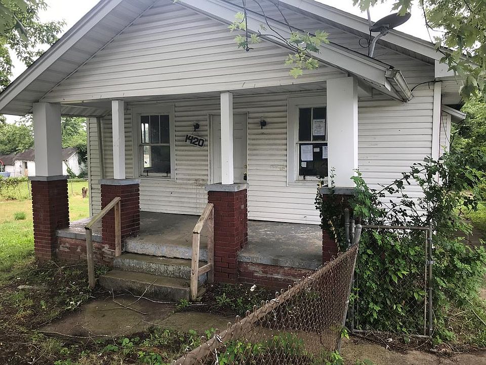 1st image of 1420 4th St