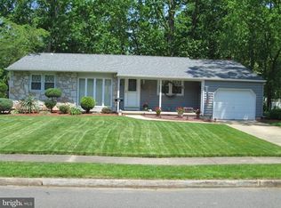 31 Indian Birch Rd, Turnersville, NJ 08012