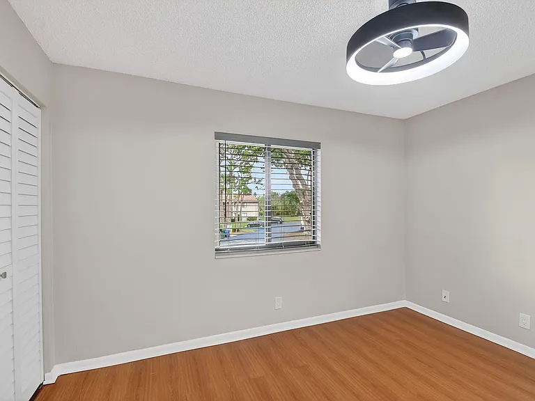 511 Shady Pine Way #D2 — Photo 28