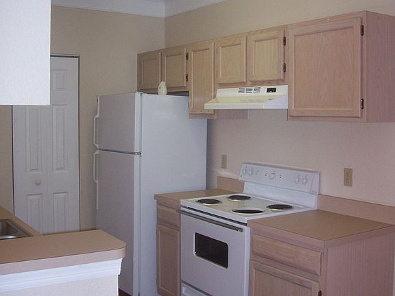 2nd image of 11511 Villa Grand APT 523