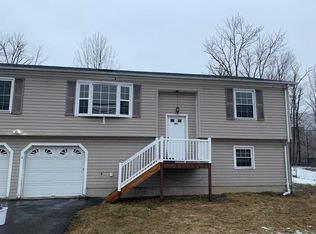 1711 Litchfield Tpke, Woodbridge, CT 06525