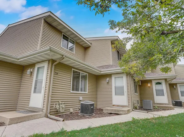 734 9th Ave S, Hopkins, MN 55343