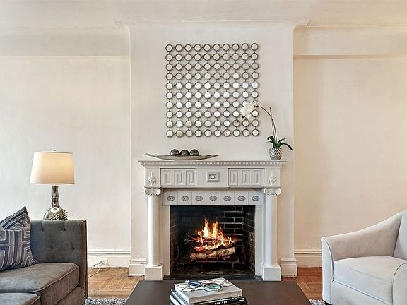 2nd image of 10 E 85th St #8B