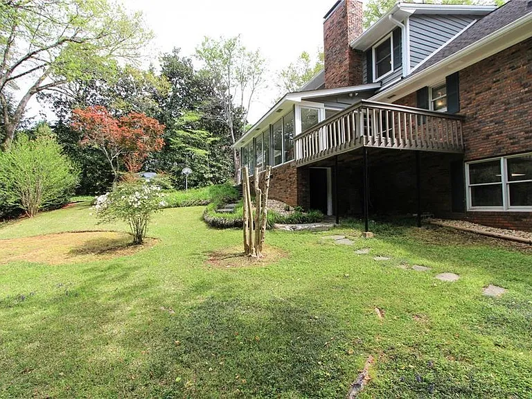 1365 Timberland Dr SE — Photo 47