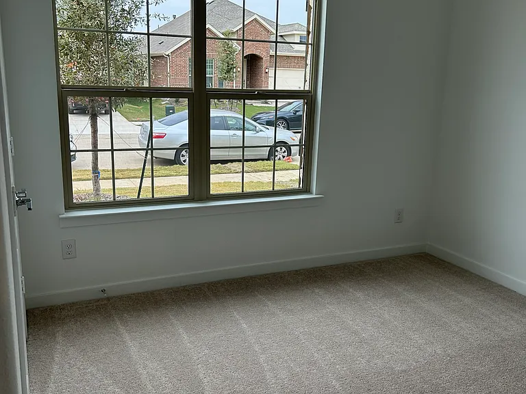 537 Breeds Hill Rd — Photo 10