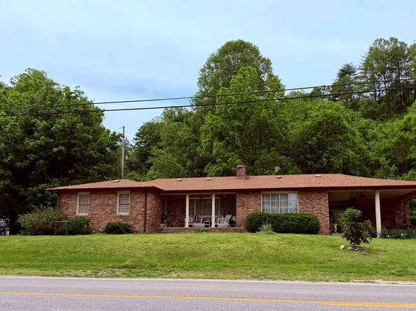 297 State Route 172, Staffordsville, KY 41256