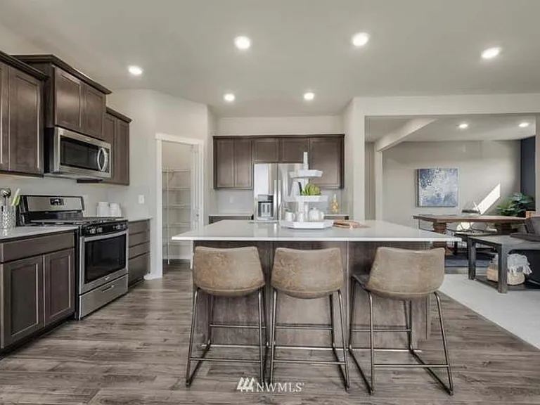 10725 32nd St NE — Photo 9