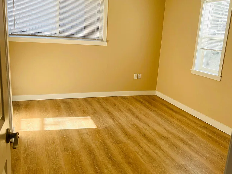 4805 Glenwood Ave — Photo 34