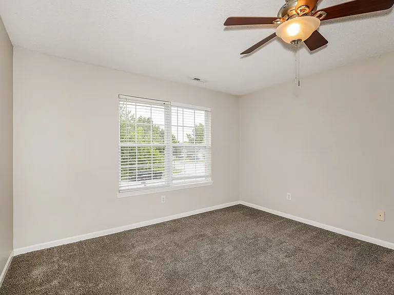 11960 Locus Ln — Photo 12