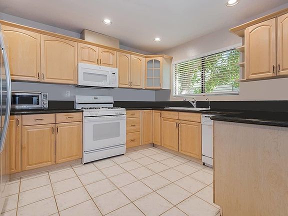 3rd image of 6145 Shoup Ave Unit 54