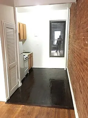 Rented by Eric Goodman Realty Corp | media 20