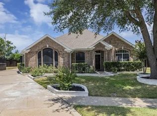 1517 Fairfield Ct, Lewisville, TX 75077