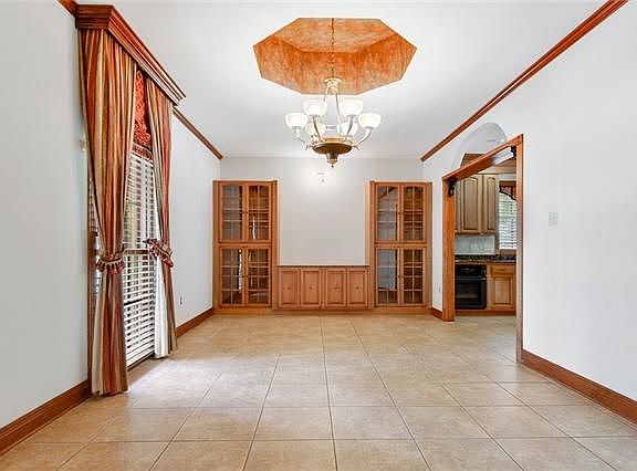 5th image of 108 Ormond Blvd
