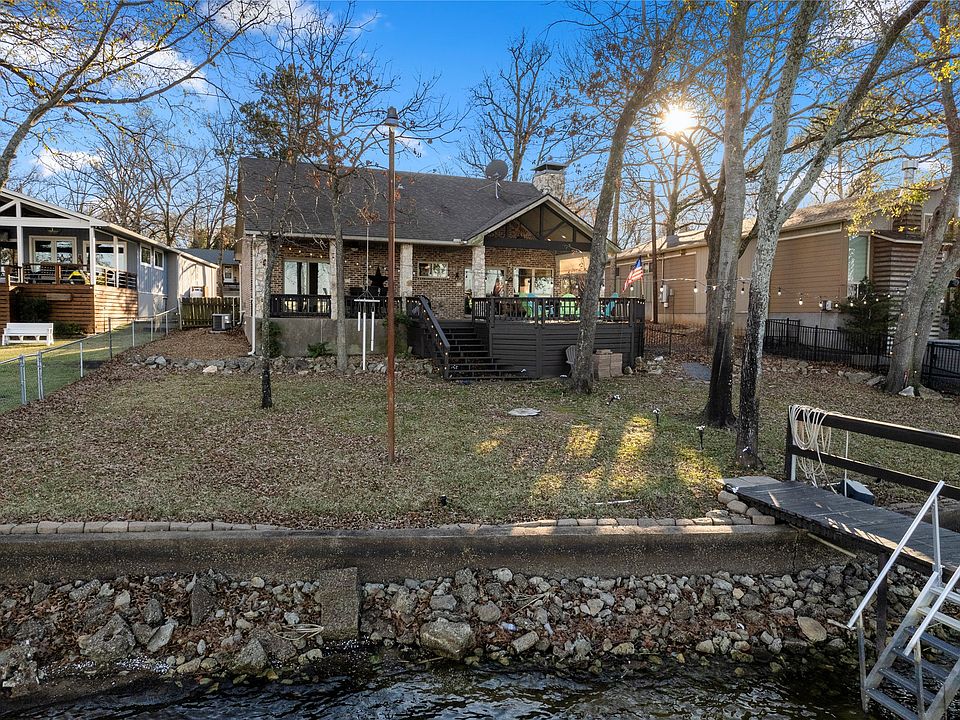 1st image of 108 Shoreline Cir