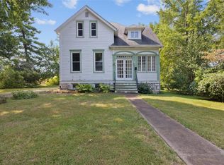 7610 Augusta Ave, Saint Louis, MO 63121