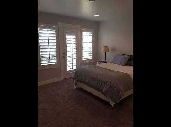 1220 W Clark Ln — Photo 14