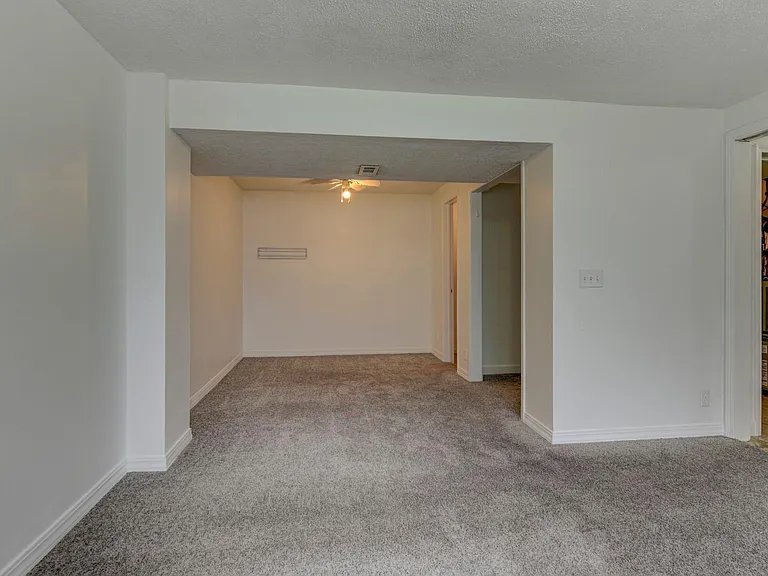 3514 Glory Cir — Photo 24