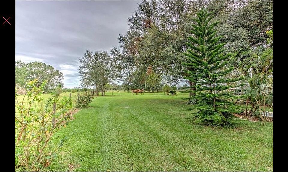 2nd image of 3360 Wallace Rd