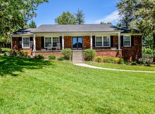 208 SW Cromwell Rd, Knoxville, TN 37923