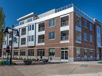 304 W Kirkwood Ave APT 305, Bloomington, IN, 47404