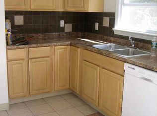 1042 Fireside Ave, Ewing, NJ 08618