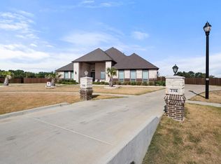 238 Stonegate Way, Red Oak, TX 75154
